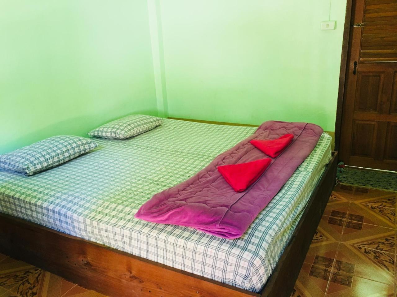 Kanravee Guesthouse Пай Екстер'єр фото